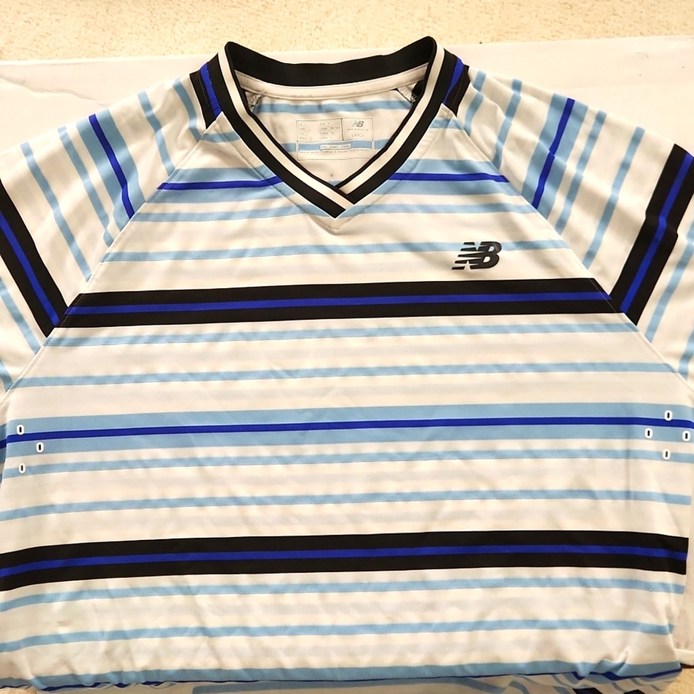 Mens New Balance Large Tennis V-Neck t-shirt. Vented back and armpit for cooling
